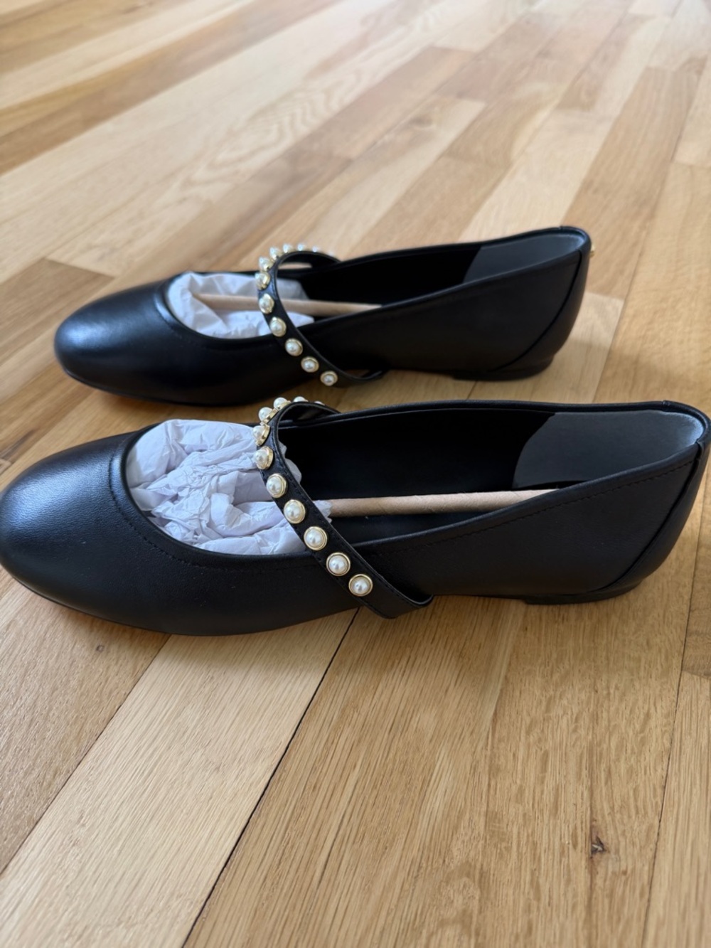 New Stuart Weitzman Ari Pearl Ballet Flats - Picture 2 of 5